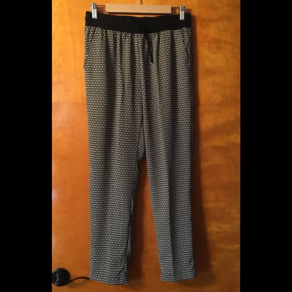 Darjoni Printed Pants🖤